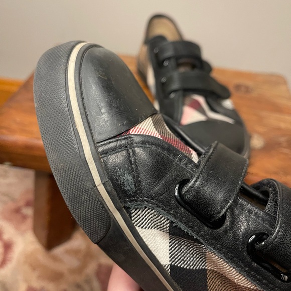 Burberry trainers - Picture 6 of 7